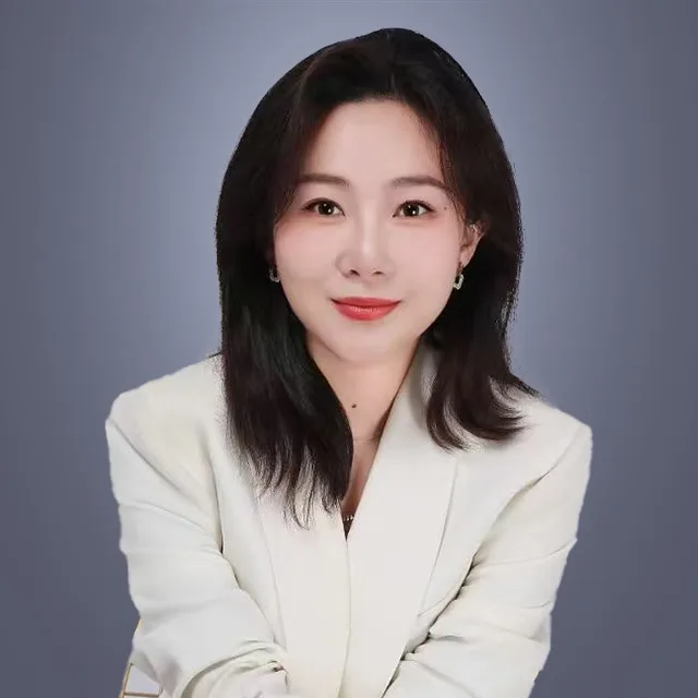 曹玲.jpg