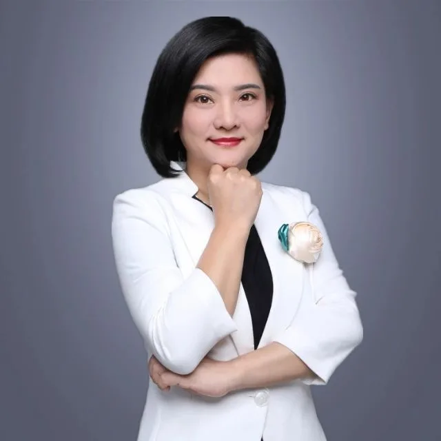 黄慧明.jpg